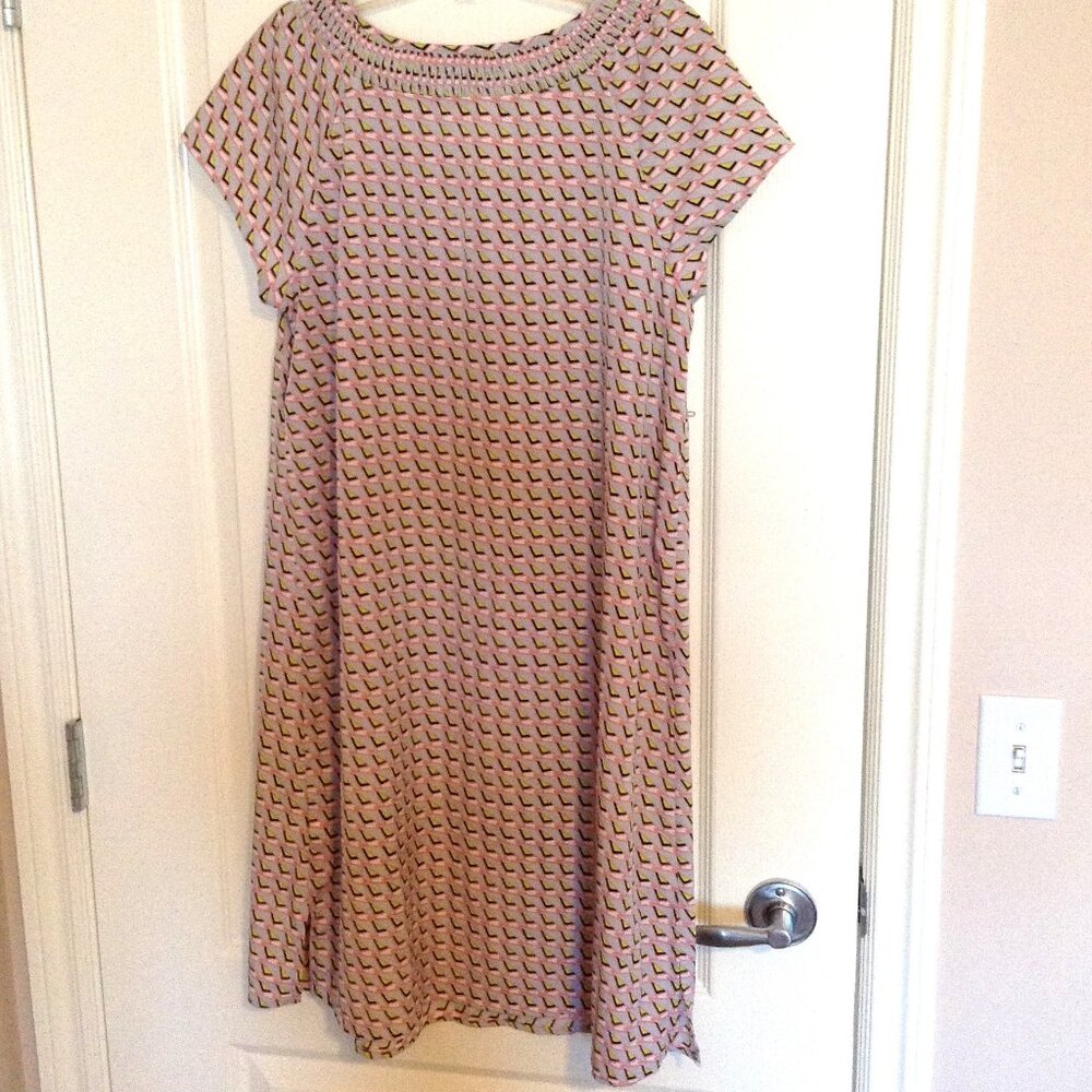 Liz Lange Women's Maternity Shift Pull-on Dress Short Sleeves Size M - Picture 3 of 6